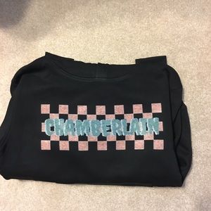 emma chamberlain sweatshirt BRAND NEW